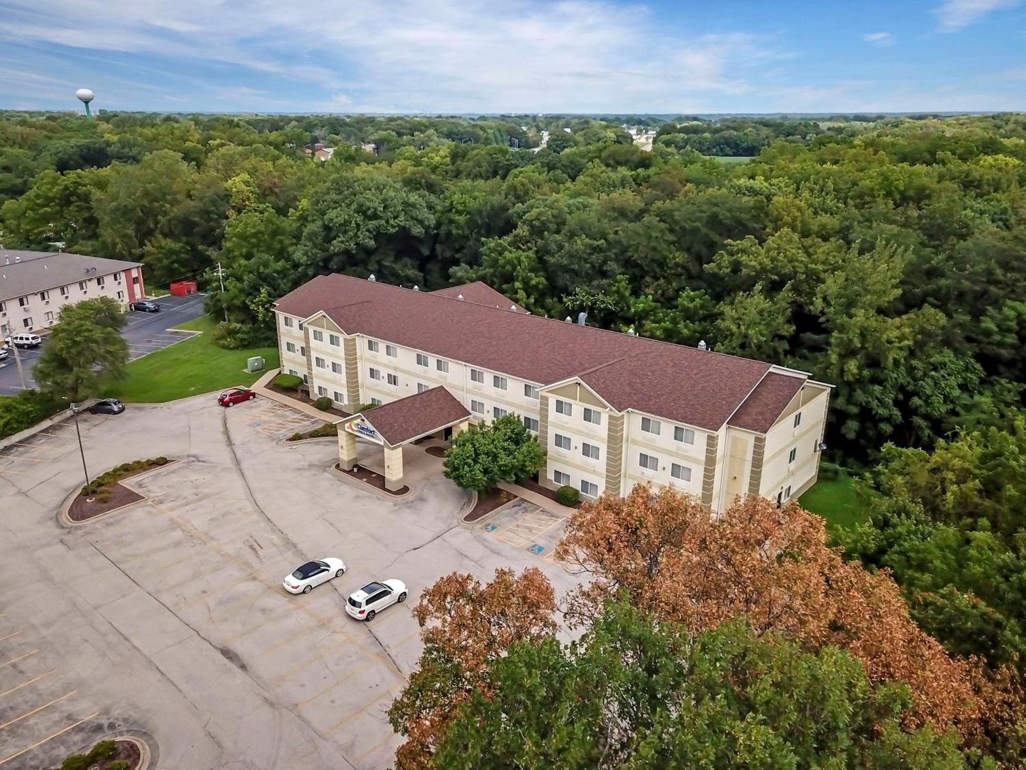 Comfort Inn & Suites East Moline Near I-80 Esterno foto