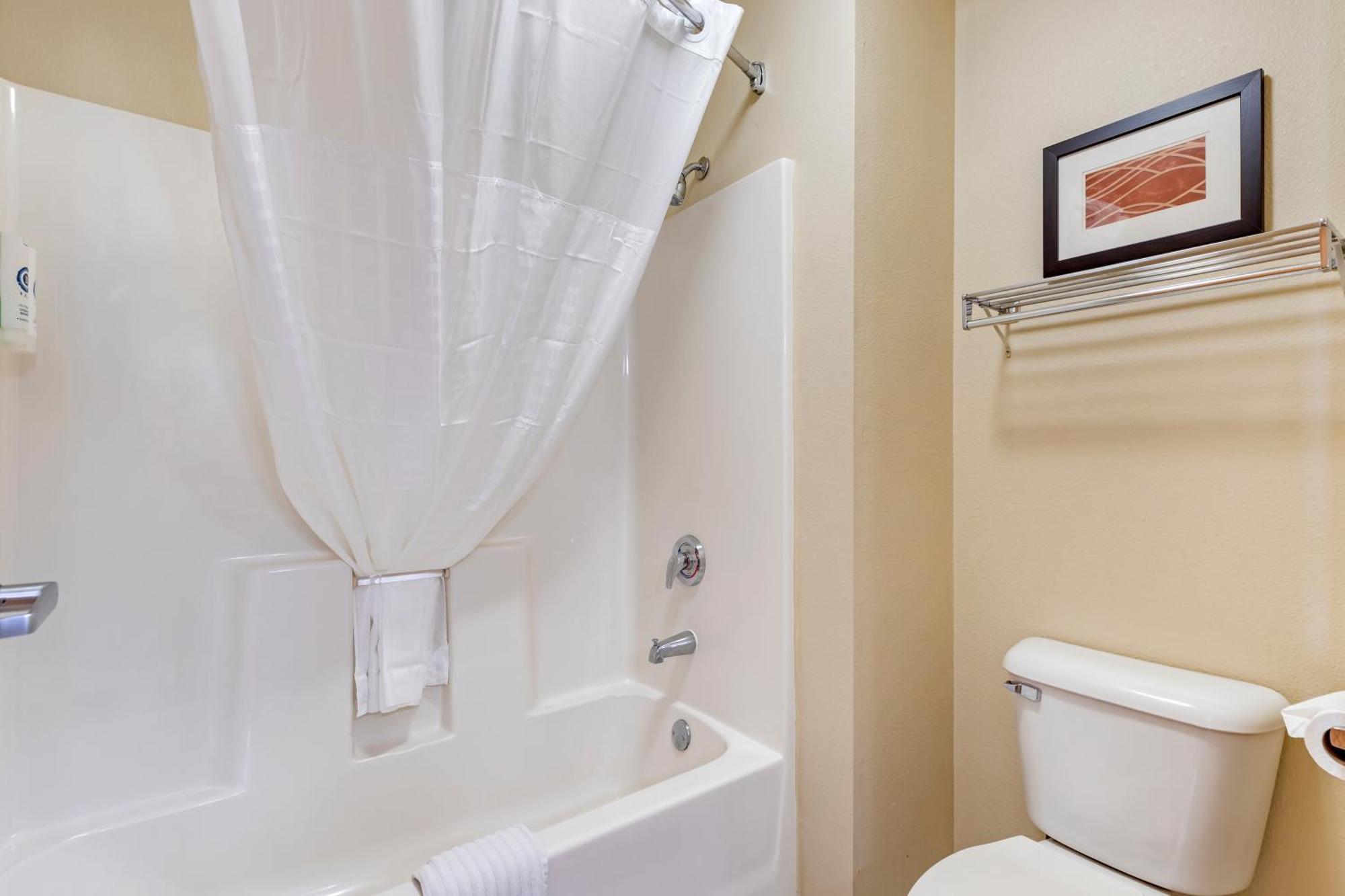 Comfort Inn & Suites East Moline Near I-80 Esterno foto
